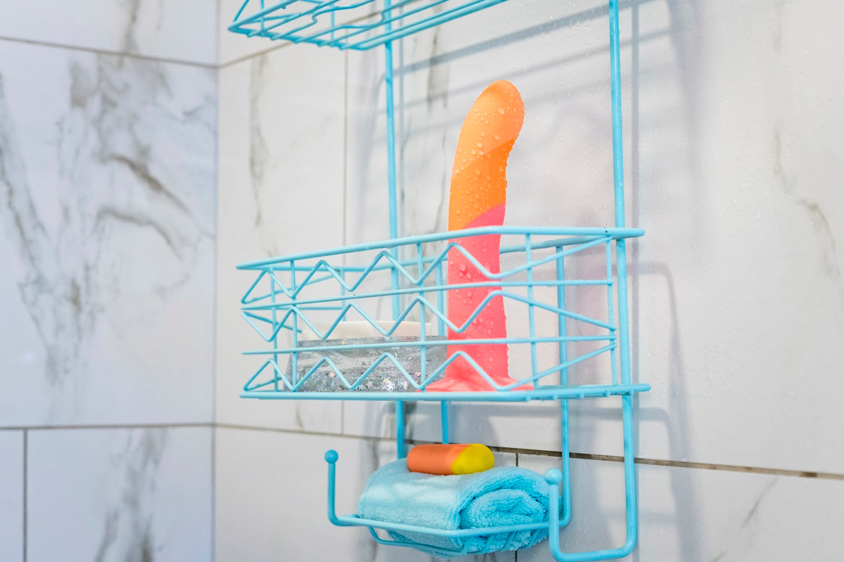 כיצד לנקות צעצועי מין